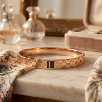 Hand cuff